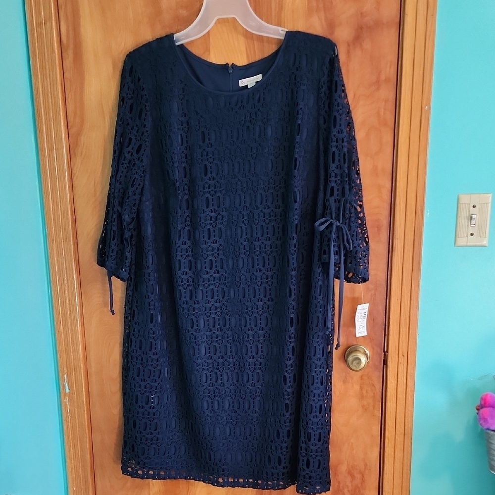 Navy Lace Dress with 3/4 Sleeves